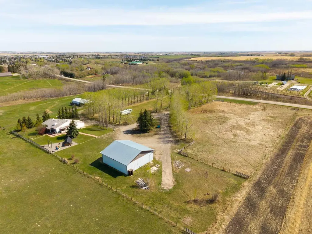 31144 Range Road 20 Rural Mountain View County AB T0M 0W0