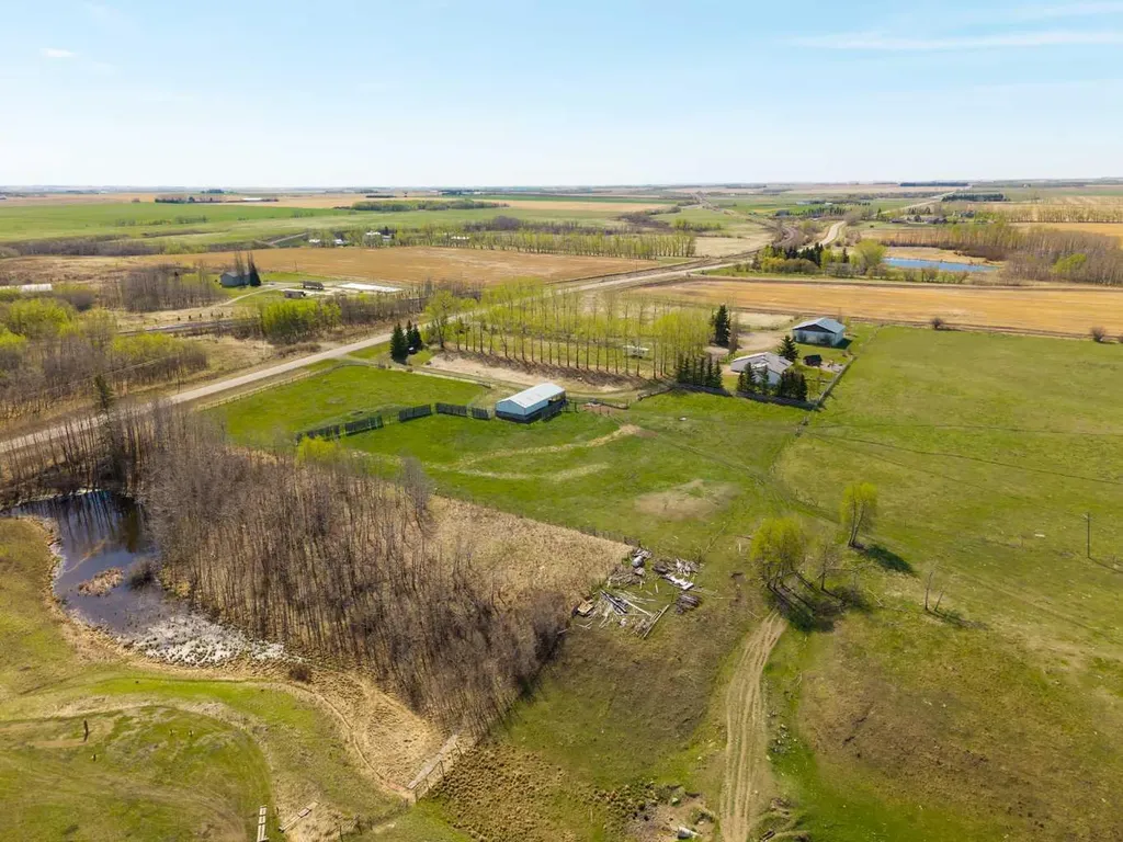 31144 Range Road 20 Rural Mountain View County AB T0M 0W0