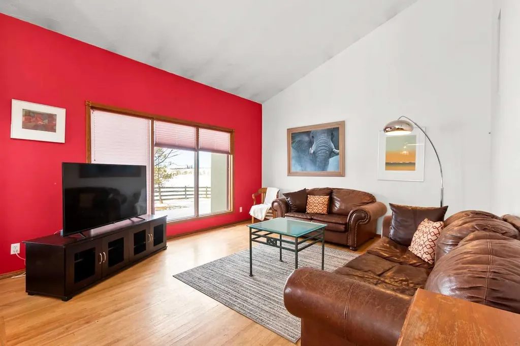 31144 Range Road 20 Rural Mountain View County AB T0M 0W0