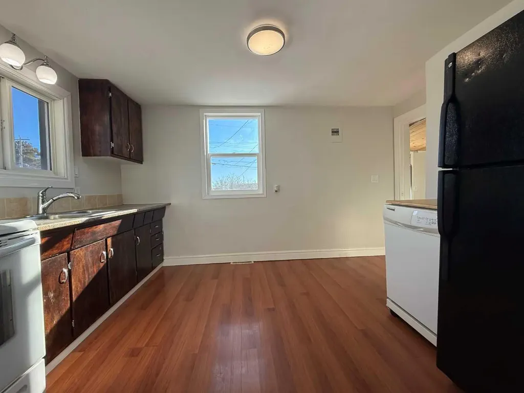1045 17 Avenue Wainwright AB T9W1K3