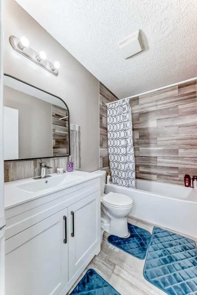 627 Fortalice Crescent SE Calgary AB T2A2C8