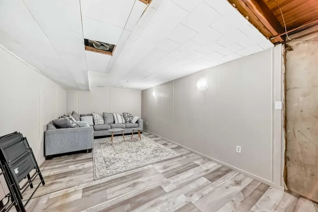 627 Fortalice Crescent SE Calgary AB T2A2C8