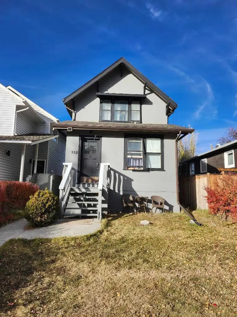 522 21 Avenue NW Calgary AB T2S 0H1