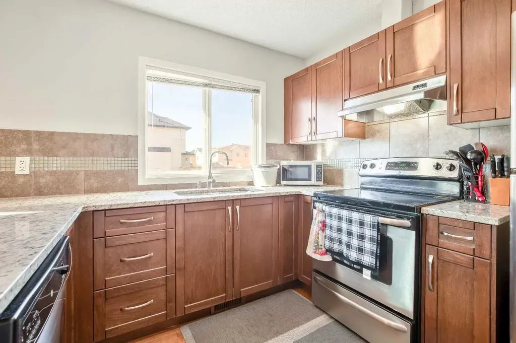 8339 Saddlebrook Drive NE Calgary AB T3J 0P9