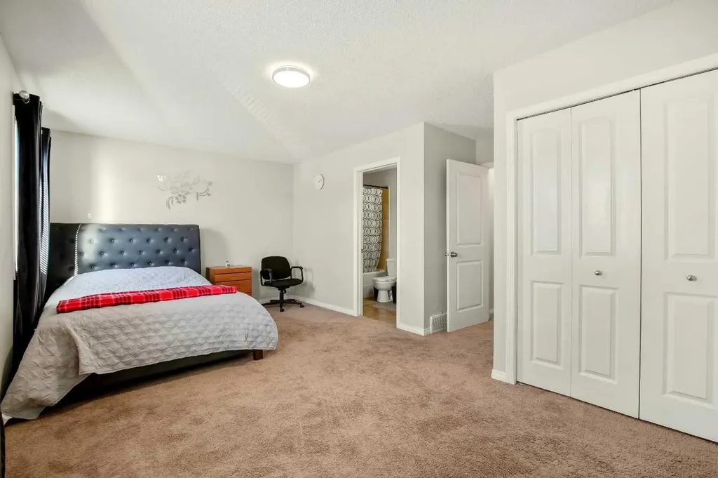 8339 Saddlebrook Drive NE Calgary AB T3J 0P9