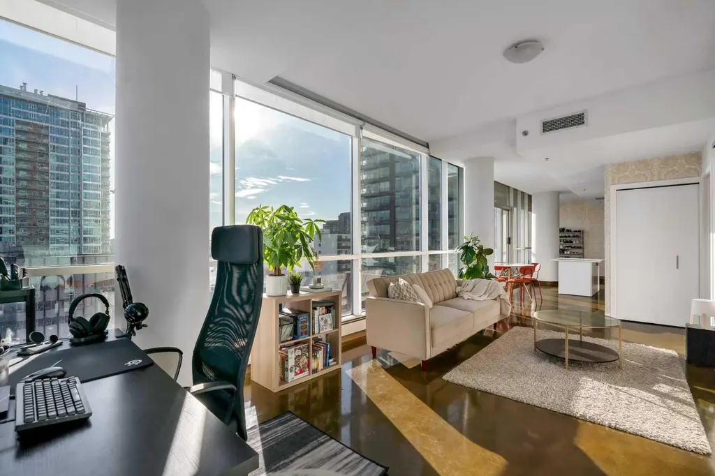 135 13 Avenue SW Calgary AB T2R 0W8