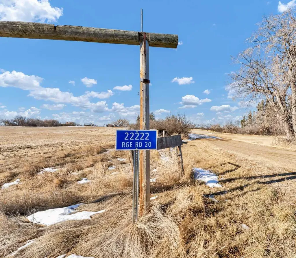 22222 Range Road 20 Bindloss AB T0J0H0