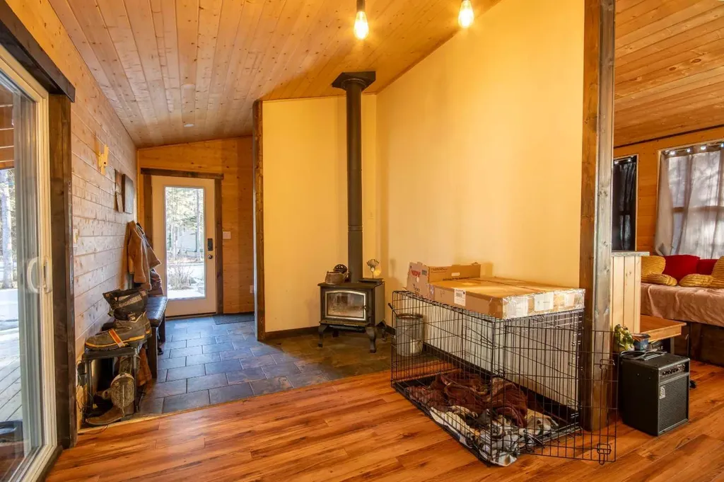 5227 Township Road 320 Rural Mountain View County AB T0M 1X0