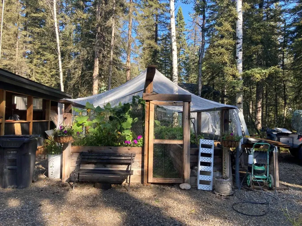 5227 Township Road 320 Rural Mountain View County AB T0M 1X0