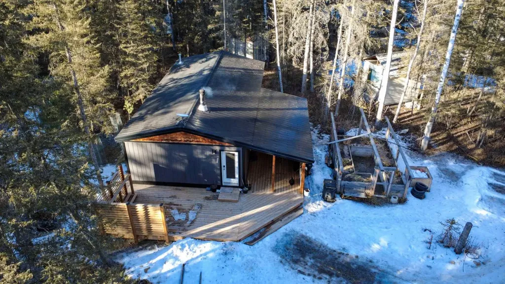 5227 Township Road 320 Rural Mountain View County AB T0M 1X0