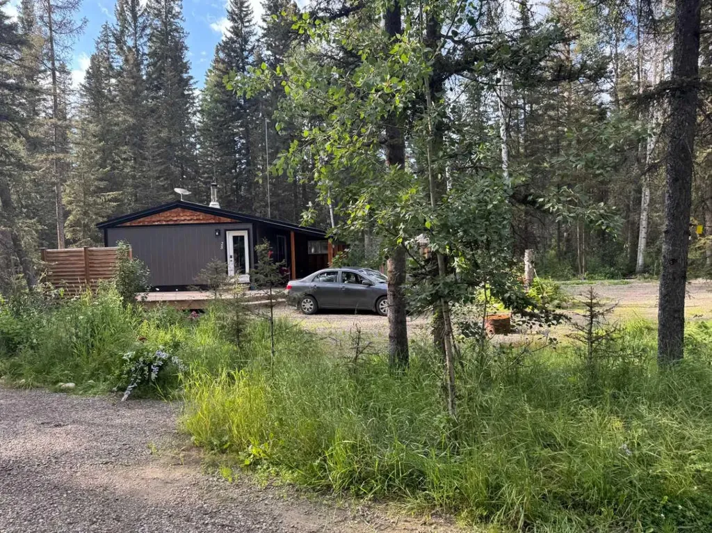 5227 Township Road 320 Rural Mountain View County AB T0M 1X0