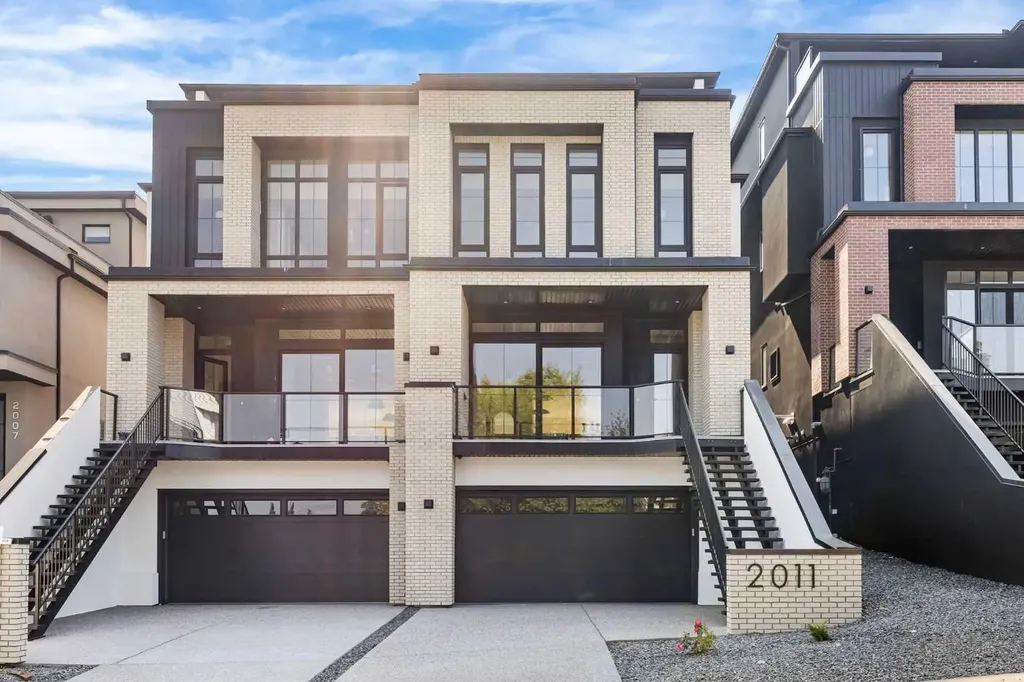 2011 28 Avenue SW Calgary AB T2T 1K4