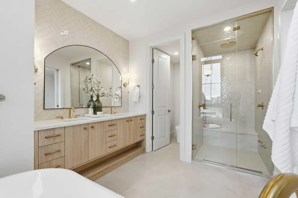 2009 28 Avenue SW Calgary AB T2T 1K4