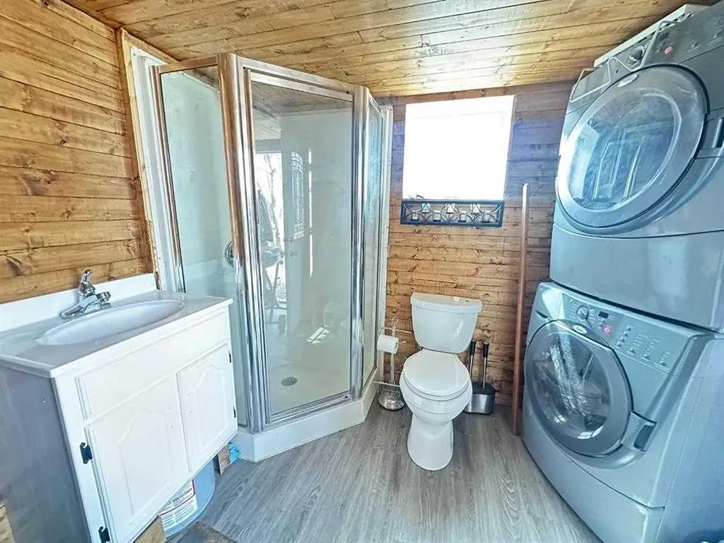 1115 Oak Avenue Lac Des Iles SK S0M 1A0