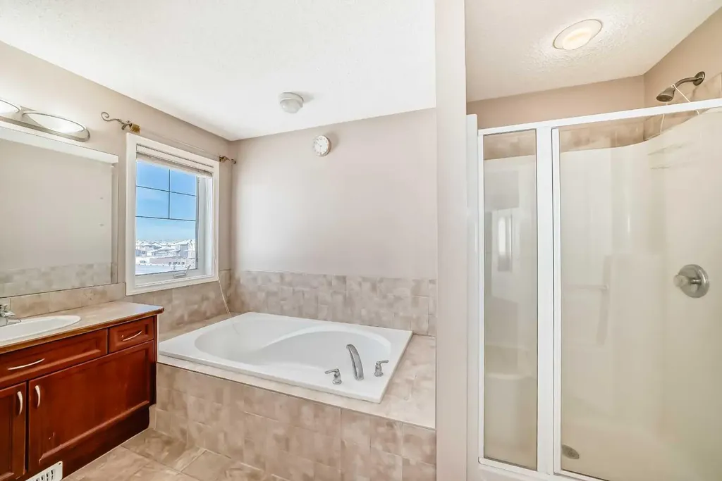 292 Taralake Terrace NE Calgary AB T3J0A1