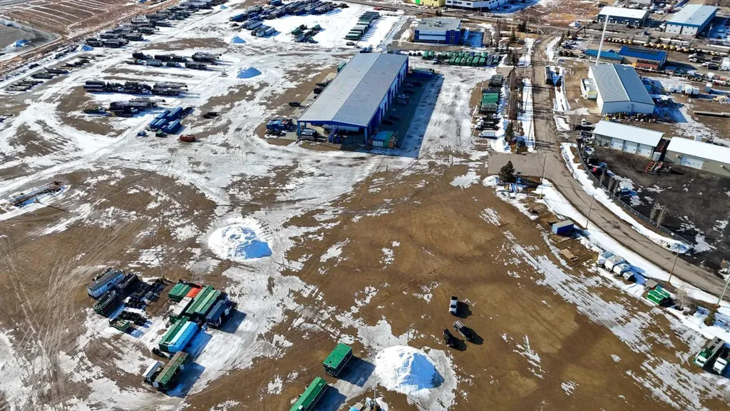 13 Schenk Industrial Road Sylvan Lake AB T4S 2J9