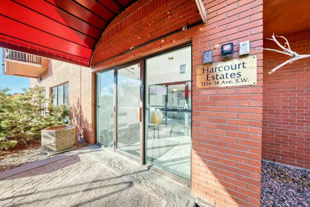 1334 14 Avenue SW Calgary AB T3C 0W2