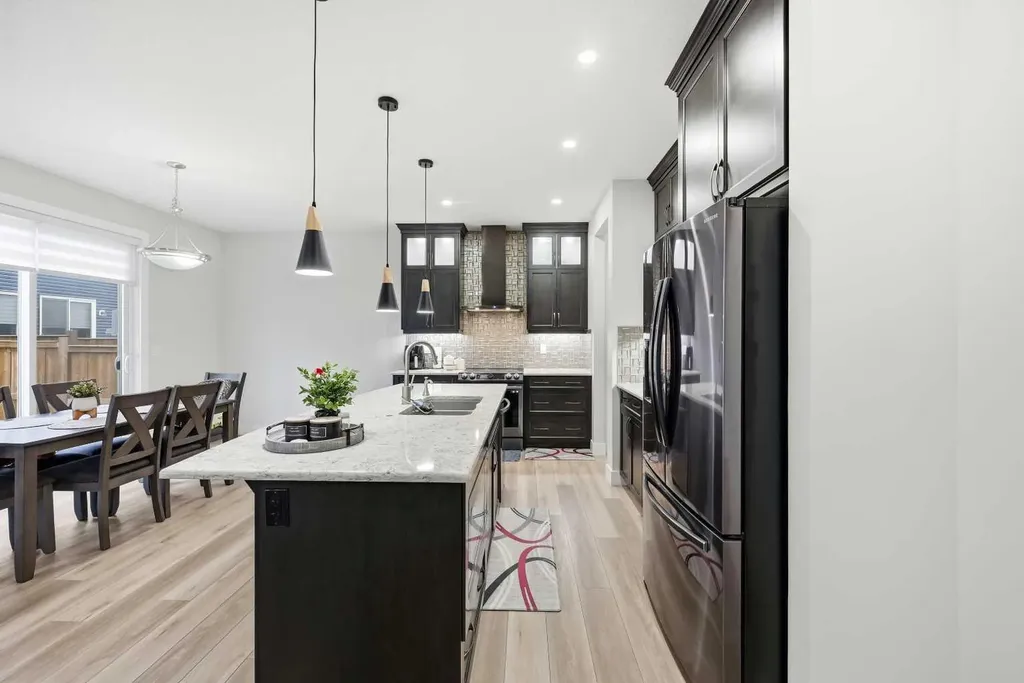 228 Carringham Road Calgary AB T3J 1V4