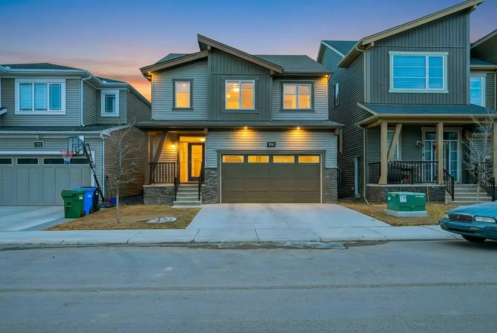 228 Carringham Road Calgary AB T3J 1V4