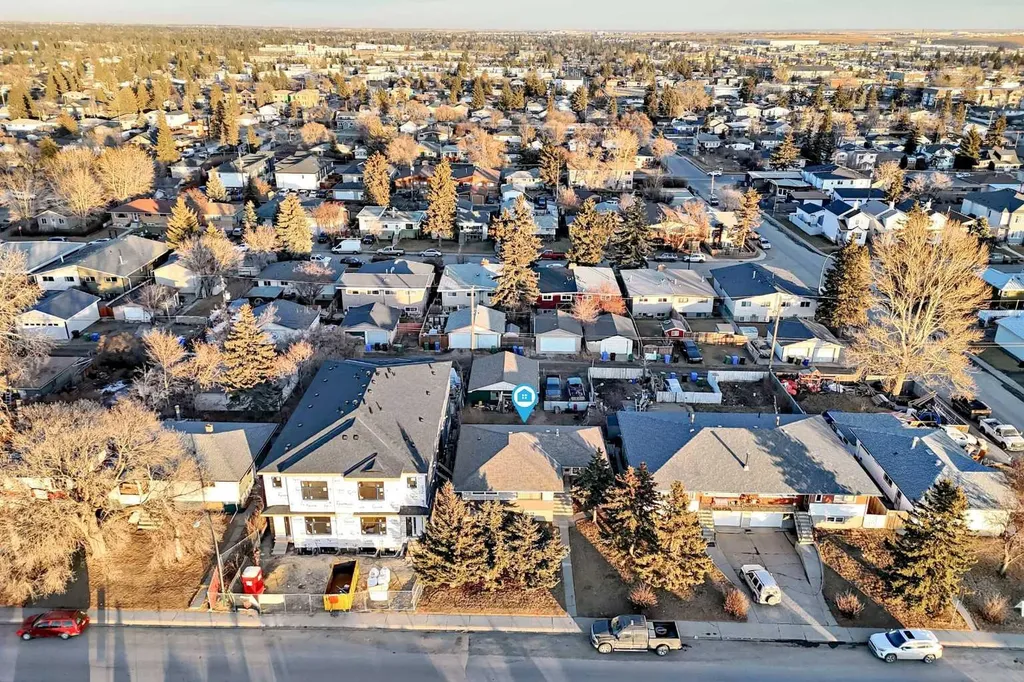 1330 34 Street SE Calgary AB T2A 0Z9