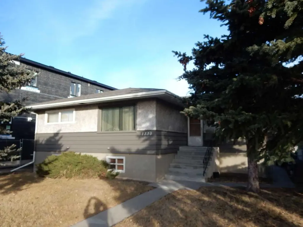 1330 34 Street SE Calgary AB T2A 0Z9