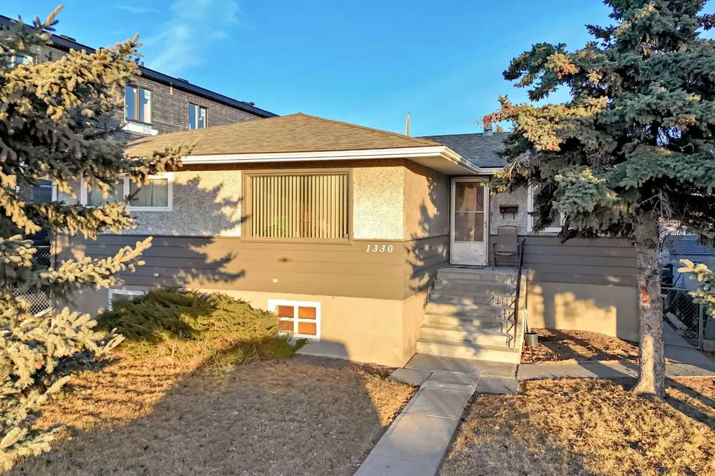 1330 34 Street SE Calgary AB T2A 0Z9