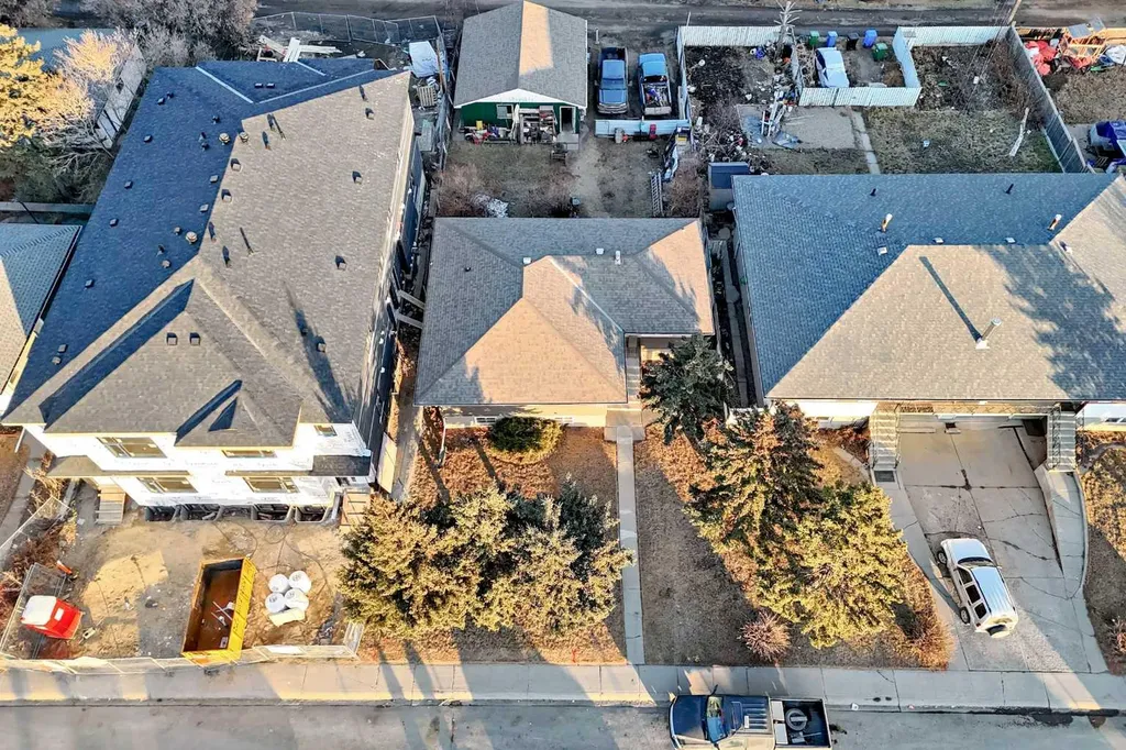1330 34 Street SE Calgary AB T2A 0Z9