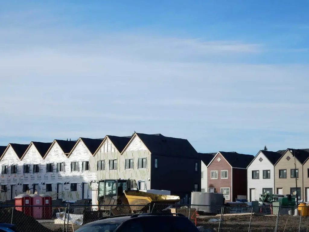 1330 34 Street SE Calgary AB T2A 0Z9