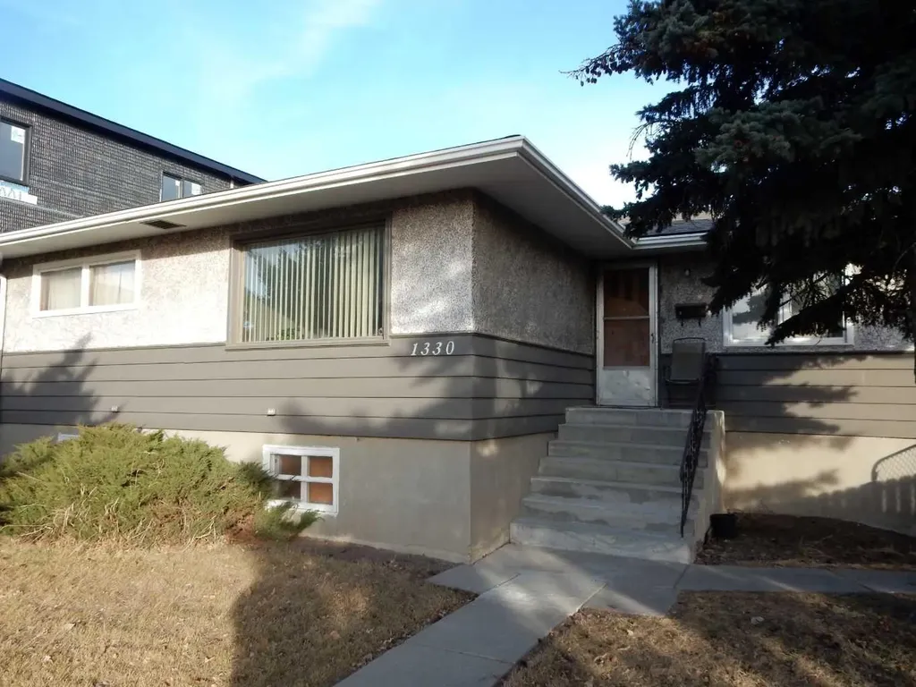 1330 34 Street SE Calgary AB T2A 0Z9