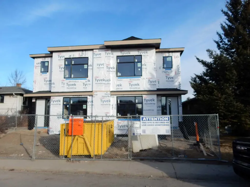 1330 34 Street SE Calgary AB T2A 0Z9