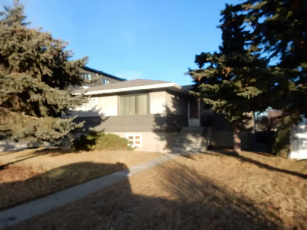 1330 34 Street SE Calgary AB T2A 0Z9
