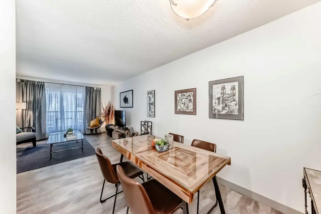 819 4a Street NE Calgary AB T2E3W3