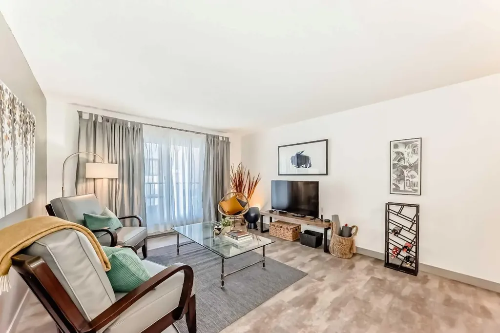 819 4a Street NE Calgary AB T2E3W3