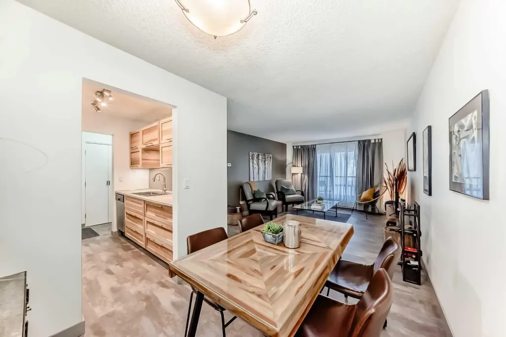 819 4a Street NE Calgary AB T2E3W3