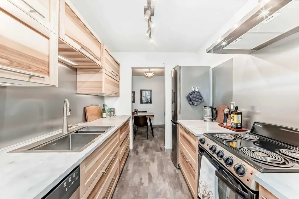 819 4a Street NE Calgary AB T2E3W3