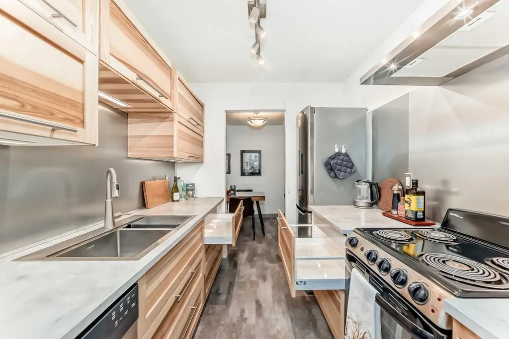819 4a Street NE Calgary AB T2E3W3