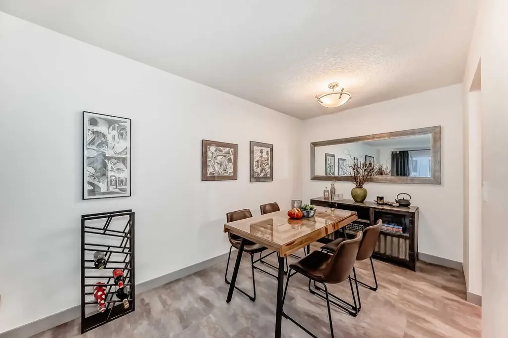 819 4a Street NE Calgary AB T2E3W3