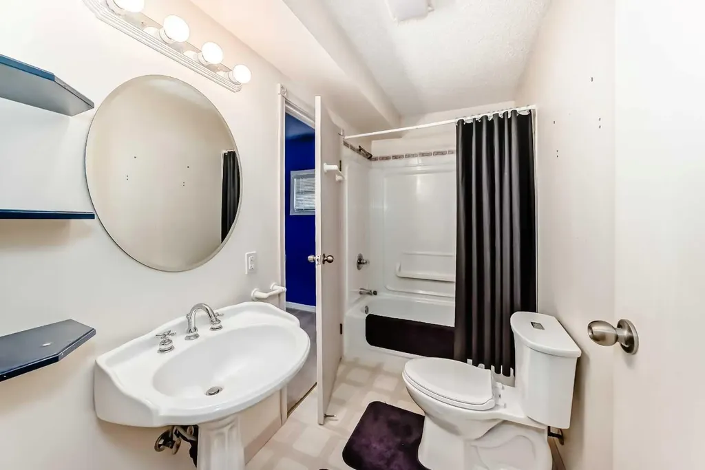 329 Martinwood Place NE Calgary AB T3J3H7