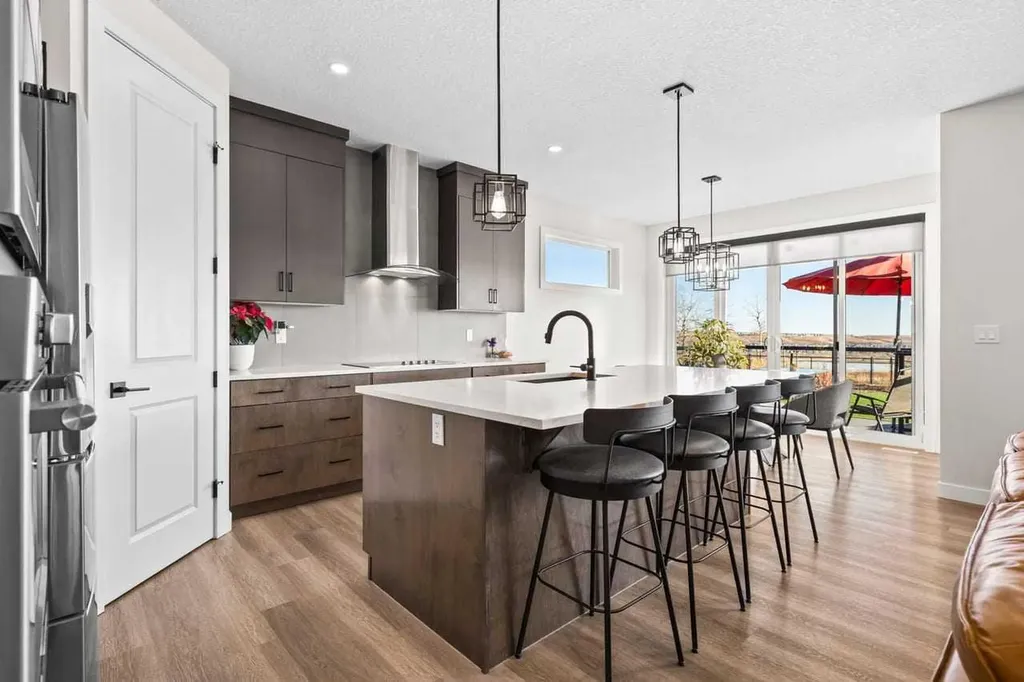 68 Walcrest View SE Calgary AB T2X4G3