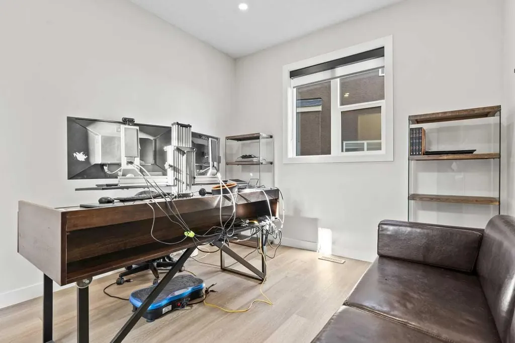 68 Walcrest View SE Calgary AB T2X4G3