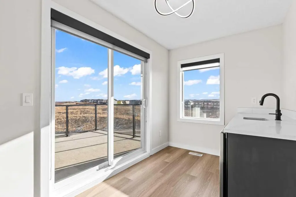 68 Walcrest View SE Calgary AB T2X4G3