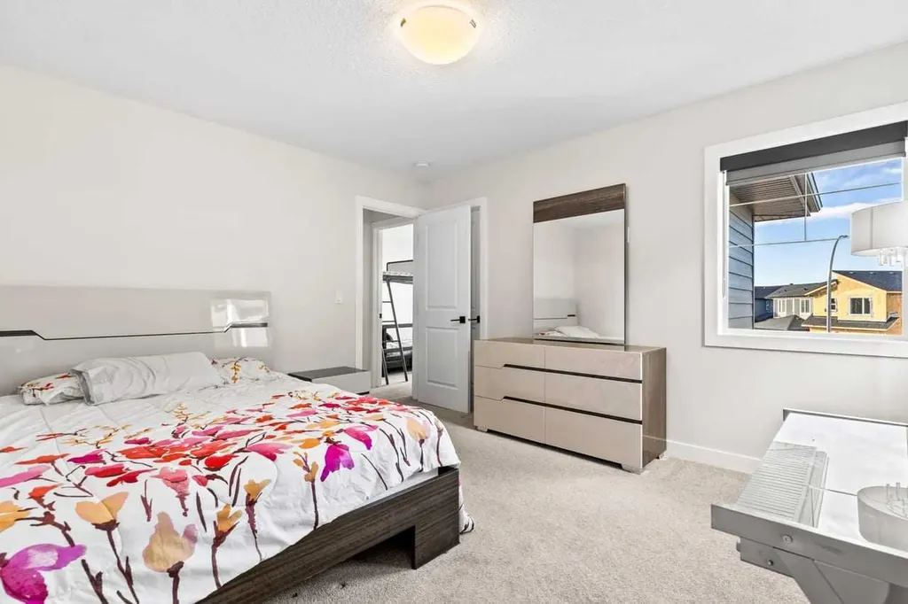 68 Walcrest View SE Calgary AB T2X4G3