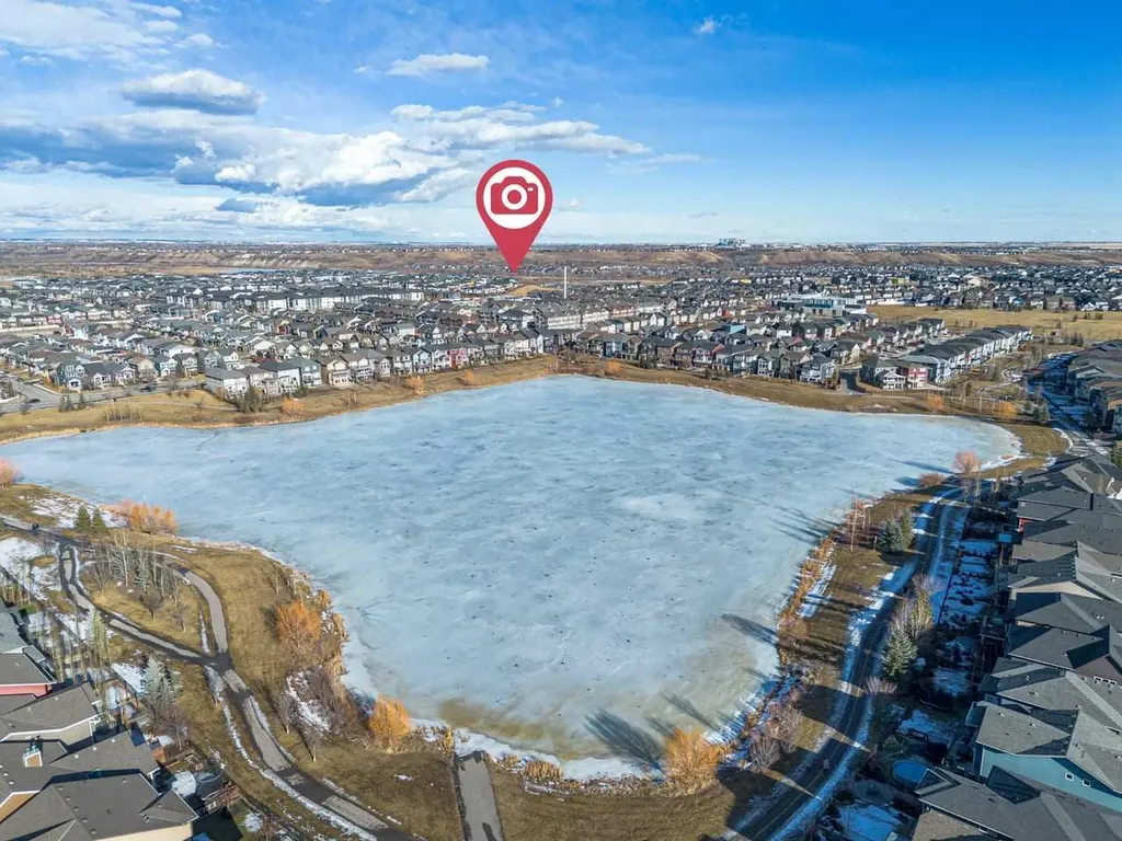 68 Walcrest View SE Calgary AB T2X4G3