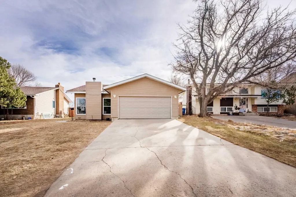 139 Laval Boulevard W Lethbridge AB T1K 4G7