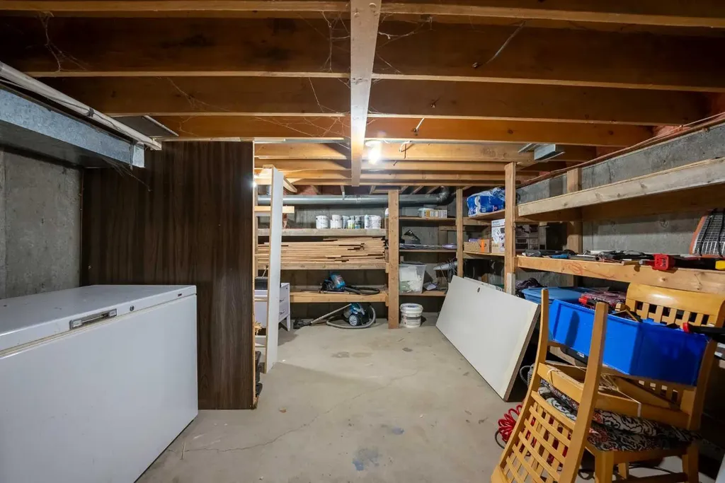 139 Laval Boulevard W Lethbridge AB T1K 4G7