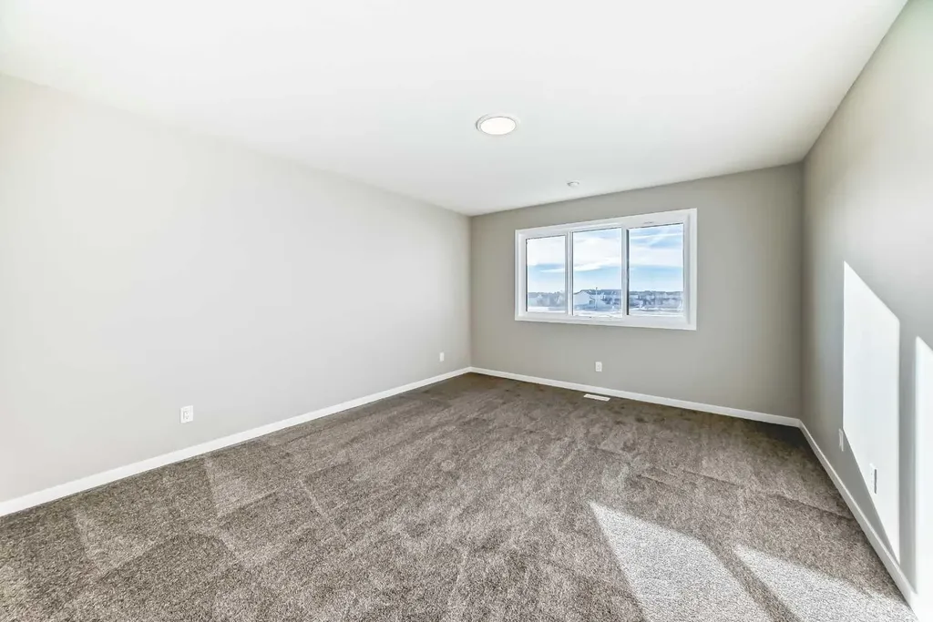 1089 Sawgrass Link NW Airdrie AB T4B5V2