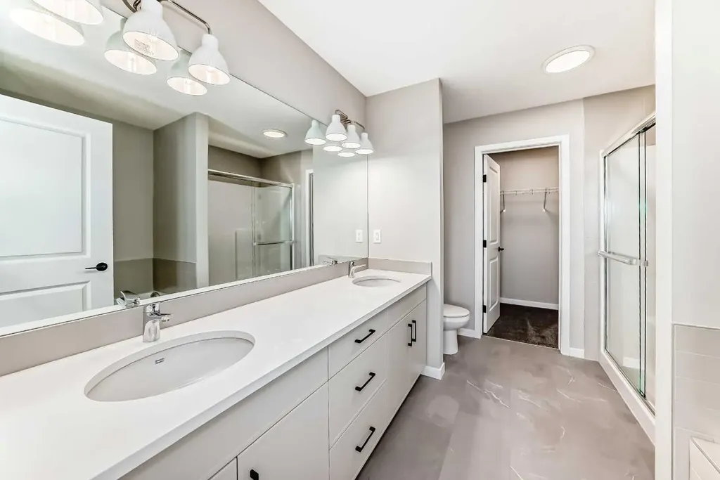 1089 Sawgrass Link NW Airdrie AB T4B5V2