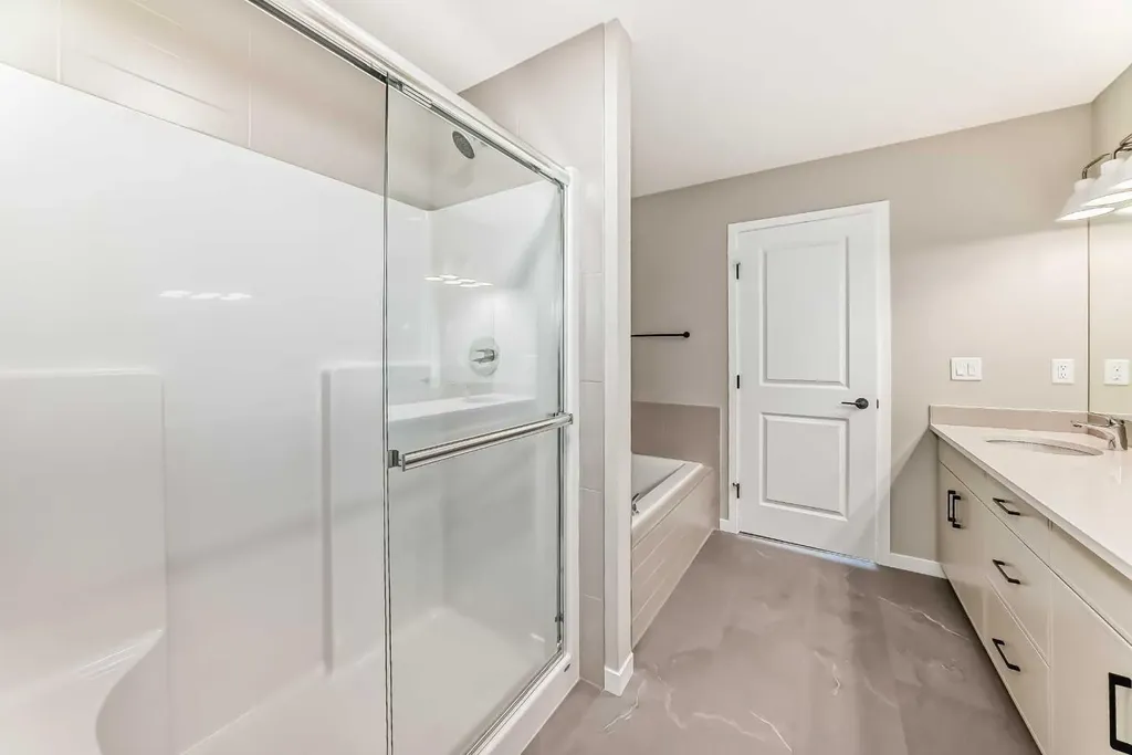 1089 Sawgrass Link NW Airdrie AB T4B5V2