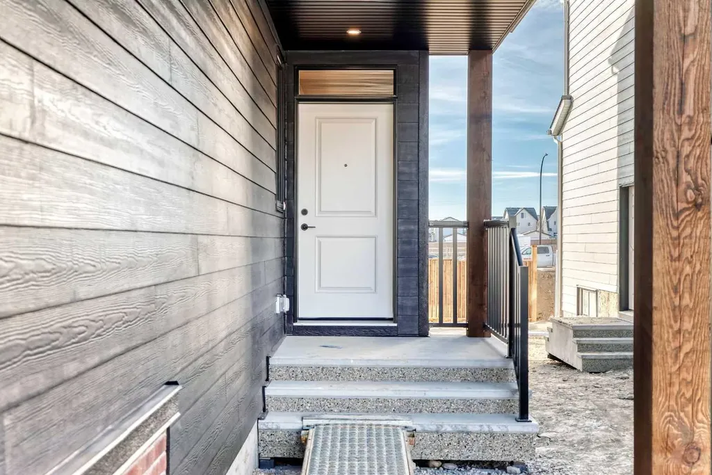 1089 Sawgrass Link NW Airdrie AB T4B5V2