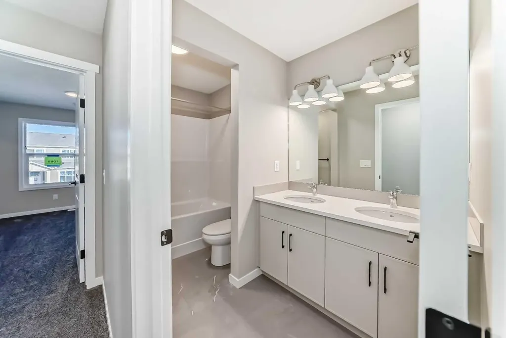 1089 Sawgrass Link NW Airdrie AB T4B5V2